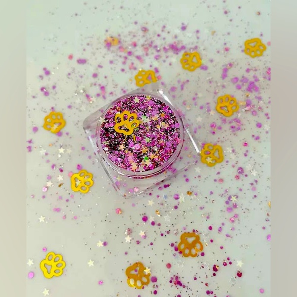 Let’s Geaux Girls LSU Face and Body Glitter. 15ml with spatula.
